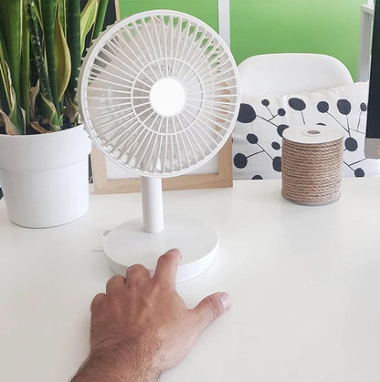 Ventilateur de table rechargeable 6 pouces – Silencieux, compact et polyvalent